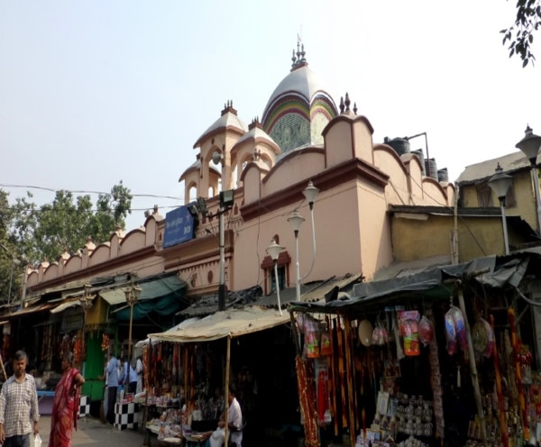 Lakkhi Puja in Kalighat কালীপুজোর রাতে কালীঘাটে কেন মা লক্ষ্মীর পুজো হয়? জেনে নিন