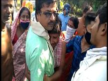 করোনা আক্রান্ত তৃণমূল নেতা এলাকায় ঘুরে বেড়াচ্ছেন, প্রতিবাদ করায় পিটিয়ে মারার অভিযোগ বিজেপি কর্মীকে