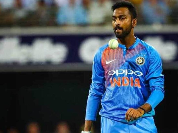 Cricketer Krunal Pandya detained Mumbai Airport DRI gold ornaments valuable accessories UAE gold bangles wrist watches মুম্বই বিমানবন্দরে হিসেবহীন সোনার অলঙ্কার, দামী হাতঘড়ি সমেত ধৃত ক্রিকেটার ক্রুনাল পাণ্ড্য