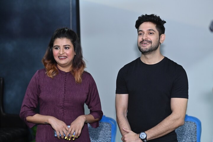 আলাপচারিতায় 'আলাপ-শ্রুতি'