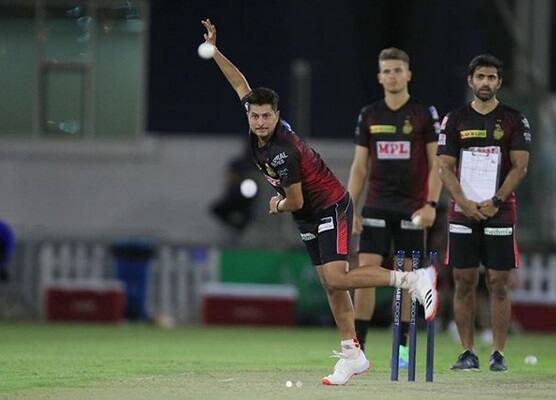 কুলদীপ যাদব: চায়নাম্যান স্পিনার এবারের আইপিএল দ্রুত ভুলতে চাইবেন। তাঁকে কলকাতা নাইট রাইডার্সের বোলিং অস্ত্রাগারের অন্যতম শক্তি মনে করা হয়। এবারের আইপিএলে খেলেছেন মাত্র ৫টি ম্যাচ। ৫ কোটি ৮০ লক্ষ টাকায় তাঁকে ধরে রেখেছিল শাহরুখের দল। কুলদীপ ৫ ম্যাচে মাত্র ১ উইকেট নিয়েছেন।