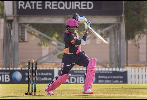 রবিন উথাপ্পা: ৩ কোটি টাকায় কর্নাটকের তারকাকে ধরে রেখেছিল রাজস্থান রয়্যালস। ১২ ম্যাচে মাত্র ১৯৬ রান করেছেন উথাপ্পা। গড়? ১৬.৩৩। মিডল অর্ডার ছেড়ে পছন্দের ওপেনিংয়ে ফিরেছিলেন টুর্নামেন্টের মাঝপথে। ছন্দ ফেরেনি উথাপ্পার।