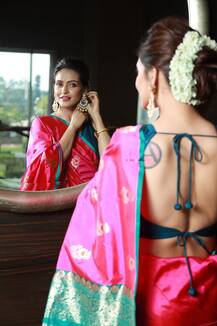 খোলা পিঠে ট্যাটুর উঁকি, পরনে বেনারসি, দীপাবলিতে প্রিয়ঙ্কা দিলেন বিশেষ বার্তা