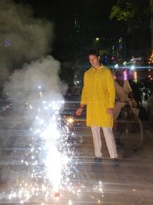 বিরাটের নিষেধ সত্ত্বেও আতসবাজি পুড়িয়ে বিতর্কে শিবম দুবে, আরসিবি ছাড়ছেন? খোঁচা সোশ্যাল মিডিয়ায়