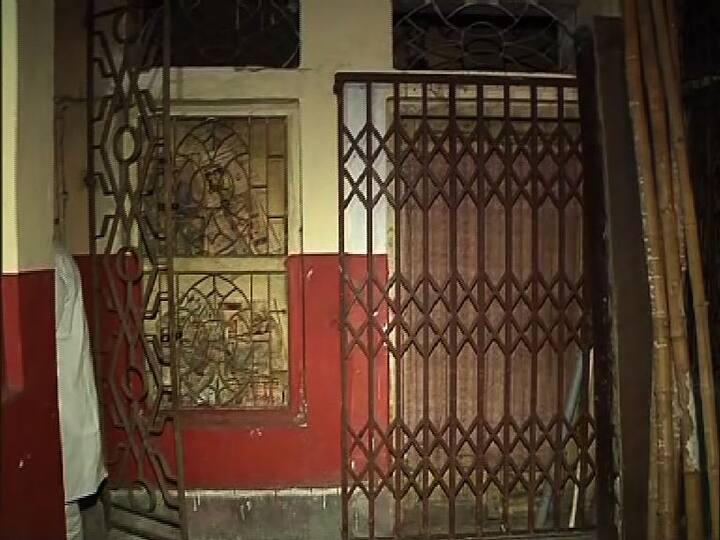 ৪৯ নম্বর মির্জাপুর স্ট্রিট। এই ঠিকানা আর খুঁজে পাওয়া যায় না।