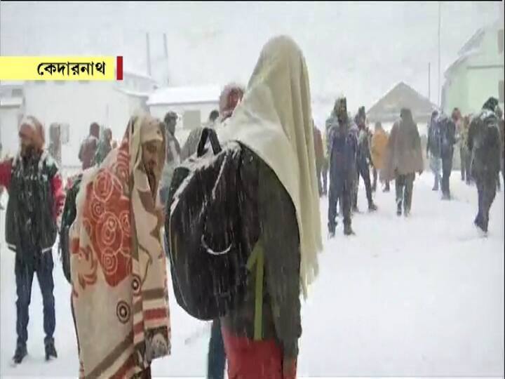 শুরু হয়েছে রাস্তা পরিষ্কারের কাজ।