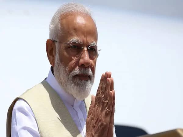 Hold countries that support terror guilty, says PM Modi. Putin endorses him সন্ত্রাসবাদ সমর্থনকারী দেশগুলিকে কাঠগড়ায় তুলতে হবে, নাম না করে ব্রিকস সম্মেলনে পাকিস্তানকে নিশানা মোদির, সমর্থন পুতিনের