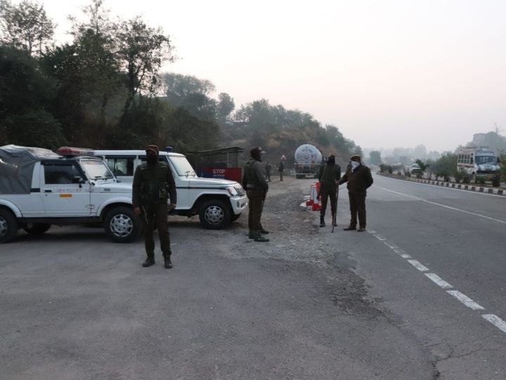 Terrorists-security force encounter: কাশ্মীরে নাগরোটায় নিরাপত্তা বাহিনীর সঙ্গে সংঘর্ষ, খতম ৪ জঙ্গি   