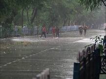 Kolkaka Weather Update: ভোররাতে প্রবল বৃষ্টি, রবিবার থেকে হঠাৎ নামবে তাপমাত্রা? কী বলছে আবহাওয়া অফিস?