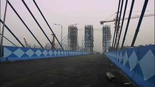 Majherhat Bridge: āĻĻā§āĻŦāĻŋāϤā§ā§ āĻšā§āĻāϞāĻŋ āϏā§āϤā§āϰ āĻāĻĻāϞ⧠āĻŦāϏāĻžāύ⧠āĻšāĻā§āĻā§ āĻā§āĻŦāϞ, āĻĄāĻŋāϏā§āĻŽā§āĻŦāϰā§āϰ āĻļā§āϰā§āϤā§āĻ āĻā§āϞ⧠āĻĻā§āĻā§āĻž āĻšāϤ⧠āĻĒāĻžāϰ⧠āĻŽāĻžāĻā§āϰāĻšāĻžāĻ āĻŦā§āϰāĻŋāĻ