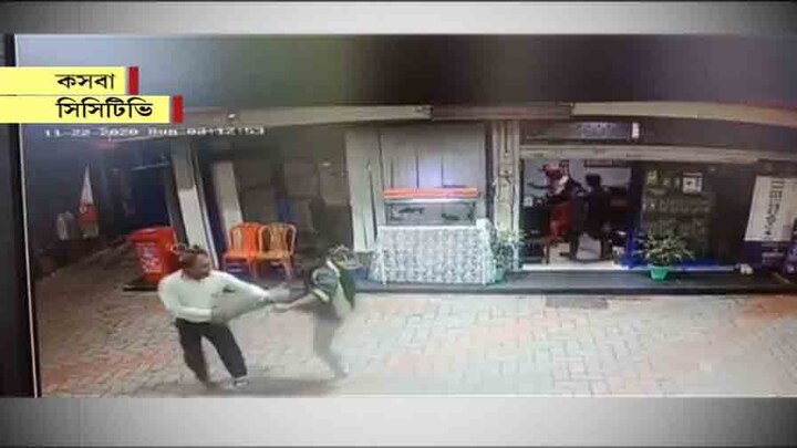 Miscreants beat workers of a petrol pump near Kasba police station Kasba Petrol Pump: কসবায় থানার পাশেই পেট্রোল পাম্পে দুষ্কৃতী তাণ্ডব, গ্রেফতার ২ অভিযুক্ত