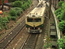 শহরতলির লোকালের পর কাল থেকে আন্তঃজেলা ট্রেন, ৮১ টি নন সাবার্বন প্যাসেঞ্জার ট্রেন হাওড়া, আসানসোল ও মালদা ডিভিশনে