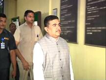 শুভেন্দু তৃণমূল ছেড়ে বিজেপিতে যান বা নিজের দল গড়ুন, লাভ পদ্ম শিবিরের, মত বিশেষজ্ঞদের একাংশের