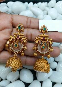 পড়াশোনার জন্য গয়না বন্ধক রেখেছেন মা! গেম খেলে ৫০ লক্ষ টাকা জিতলেন ২০ বছরের কৃষি শ্রমিক