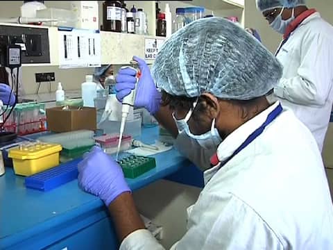 ২৬, ৫৬৭, পাঁচ মাসে রেকর্ড হ্রাস দৈনিক আক্রান্তের সংখ্যায় ২৬, ৫৬৭, পাঁচ মাসে রেকর্ড হ্রাস দৈনিক আক্রান্তের সংখ্যায়