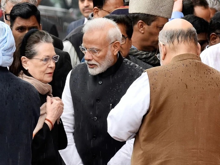 PM Wishes Sonia Gandhi 