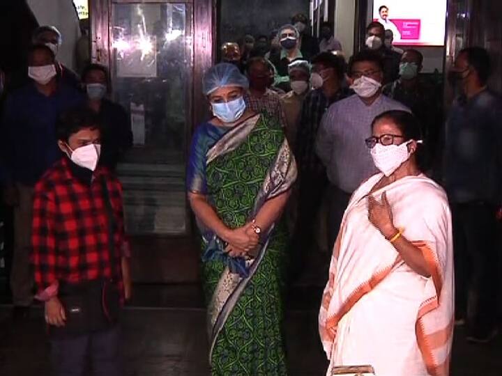 অত্যন্ত সঙ্কটজনক প্রাক্তন মুখ্যমন্ত্রী বুদ্ধদেব ভট্টাচার্য। 