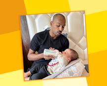 ৪ মাস পর দেশে ফিরেই ব্যস্ত বাবা হার্দিক, ছেলেকে ফিডিং বোতলে দুধ পান করালেন, ছবি ভাইরাল