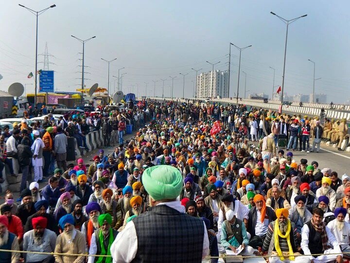 tractor parade in Delhi on Republic Day if demand is not met, warning farmers ৪-ই পরবর্তী বৈঠক, দাবি না মিটলে প্রজাতন্ত্র দিবসে দিল্লিতে ট্রাক্টর নিয়ে প্যারেড, হুঁশিয়ারি কৃষকদের