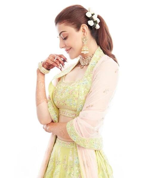 এটি তৈরি করেছেন ডিজাইনার অনিতা ডোঙ্গরে।