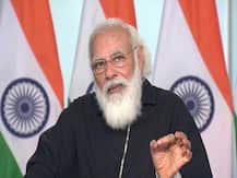 ভার্চুয়াল বৈঠকে ক্ষেতমজুরের উপহার দেওয়া কাশ্মীরী 'পিরান' প্রধানমন্ত্রীর গায়ে