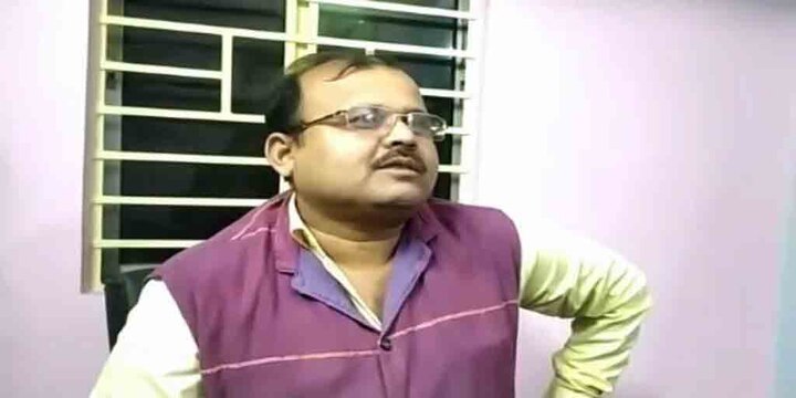 Local TMC leader quits party Suvendu Adhikari bastion may join bjp ফের হলদিয়ায় শুভেন্দুপন্থীর তৃণমূল ত্যাগ, বিজেপিতে ঢোকার ইঙ্গিত