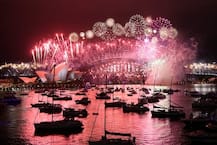 Happy New Year 2021: স্বাগত নতুন বছর ২০২১, দেখুন বিশ্বের বিভিন্ন প্রান্তে বর্ষবরণের ছবি