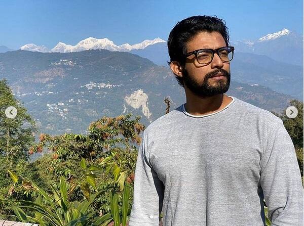 রণজয়ও অভিনেতা। 