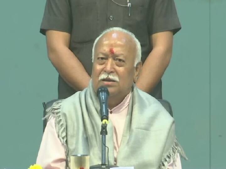 Mohan Bhagwat Book on Gandhi Launch A Hindu will never be anti-national একজন হিন্দু কখনও দেশবিরোধী হতে পারেন না, গাঁধীর উল্লেখ করে বললেন ভাগবত