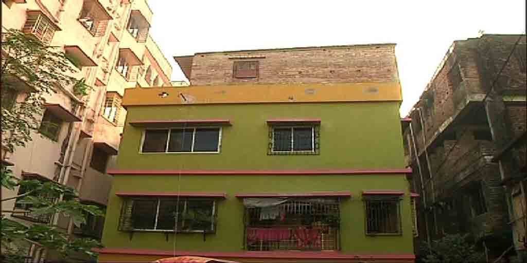 Bar Dancer Murder: বাগুইআটিতে খুন বার ড্যান্সার, পুরুষ সঙ্গীর খোঁজে তল্লাশি Bar Dancer Murdered In Baguiati Kolkata Hunt For Male Partner Bar Dancer Murder: বাগুইআটিতে খুন বার ড্যান্সার, পুরুষ সঙ্গীর খোঁজে তল্লাশি