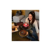 'আমার দেখা সবথেকে দৃঢ়চেতা মহিলা তুমি', স্ত্রীর জন্মদিনে ভালবাসায় ভরা বার্তা জাহির খানের