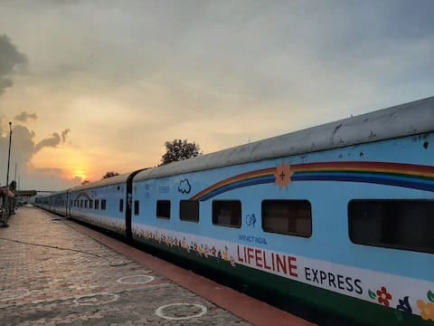 কোনও জায়গায় ২১ থেকে ২৫ দিন থাকে ট্রেন। ৫ থেকে বরাক উপতক্যায় আছে ট্রেন। থাকবে ২৪ জানুয়ারি পর্যন্ত। 