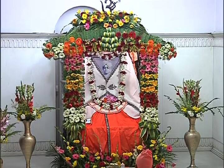 “হে মহাপ্রাণ, ওঠ, জাগো! জগৎ দুঃখে পুড়ে খাক হয়ে যাচ্ছে-তোমার কি নিদ্রা সাজে? এস, আমরা ডাকতে থাকি, যতক্ষণ না নিদ্রিত দেবতা জাগ্রত হন, যতক্ষণ না অন্তরের দেবতা বাইরের আহ্বানে সাড়া দেন...আমি শুধু বলি- ওঠ, জাগো।”