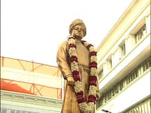 Vivekananda Jayanti Photo Gallery: ছবিতে দেখুন, “হে মহাপ্রাণ, ওঠ, জাগো! শহরে বিবেকানন্দ-স্মরণ