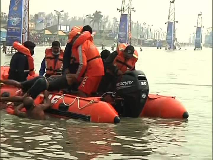 ই-স্নানে জোর দিক রাজ্য সরকার। মেলার মাঠ থেকে বিনামূল্যে কিটের ব্যবস্থা।