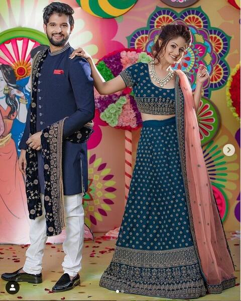 ১০ বছরের পরিচয় ধীরে ধীরে গড়িয়েছে পরিণয়ের দিকে। 