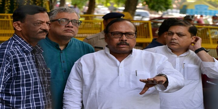 নেতাজির ফাইল প্রকাশের দাবি তৃণমূলের, মোদিকে চিঠি সুখেন্দুশেখরের TMC leader Sukhendu Sekhar Roy writes letter to PM Modi to open Netajis File নেতাজির ফাইল প্রকাশের দাবি তৃণমূলের, মোদিকে চিঠি সুখেন্দুশেখরের