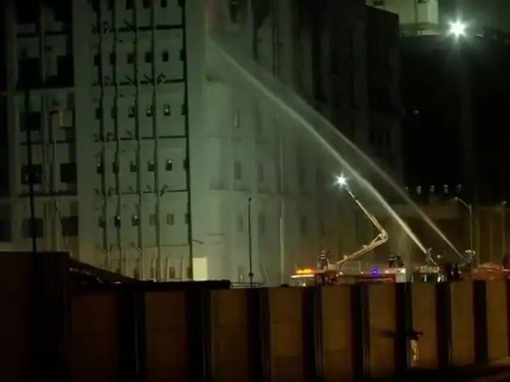 Serum Institute Pune Fire: ফের নতুন করে আগুন লাগল সিরাম ইনস্টিটিউটে, মৃতদের পরিবার পিছু অর্থ সাহায্য ২৫ লাখ টাকা Fresh Fire Breaks Out At Serum Institute Building After Massive Afternoon Blaze; PM Says Anguished By Death Of 5 Workers Serum Institute Pune Fire: ফের নতুন করে আগুন লাগল সিরাম ইনস্টিটিউটে, মৃতদের পরিবার পিছু অর্থ সাহায্য ২৫ লাখ টাকা