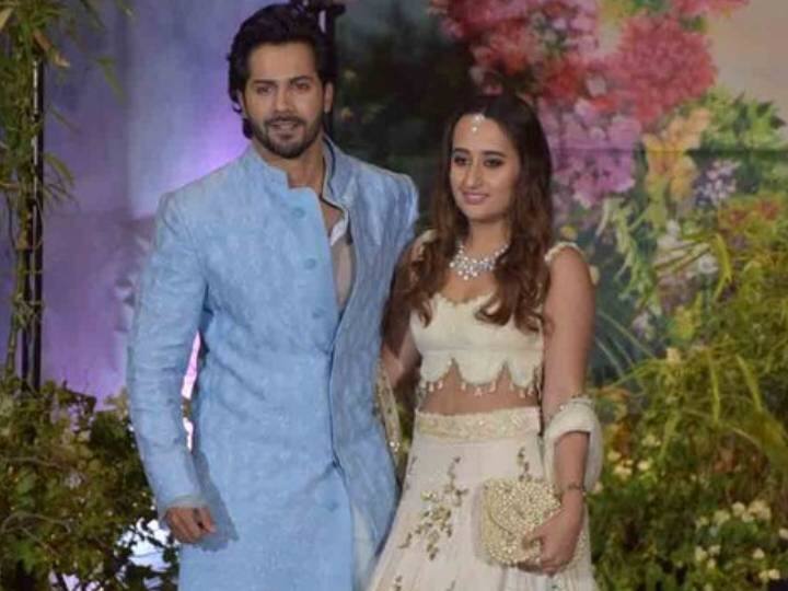 বিয়ের অনুষ্ঠানে একাধিক বিধি নিষেধ আরোপ করা হয়। রিসোর্টের আশেপাশে বিপুল সংখ্যক সুরক্ষী রক্ষী মোতায়েন করা হয়। এ ছাড়া অনেক জায়গায় সিসিটিভি ক্যামেরাও বসানো হয়েছে। বরুণ এবং নাতাশা একে অপরকে ছোটবেলা থেকেই চেনেন। প্রায় ১২ বছর সম্পর্কে ছিলেন তাঁরা। ২০২০ সালেই তাঁদের বিয়ের গুঞ্জন শোনা যায়। কিন্তু করোনার জেরে পিছিয়ে যায় বিয়ে। 