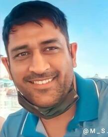 MS Dhoni new look Photos: সংযুক্ত আরব আমিরশাহি থেকে দেশে ফিরে নতুন লুক ধোনির, ছবি ভাইরাল