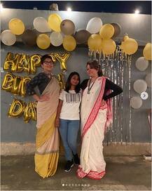 ২১-এ পা দিলেন মেয়ে অন্বেষা, বাড়ির ছাদে পার্টি দিলেন স্বস্তিকা