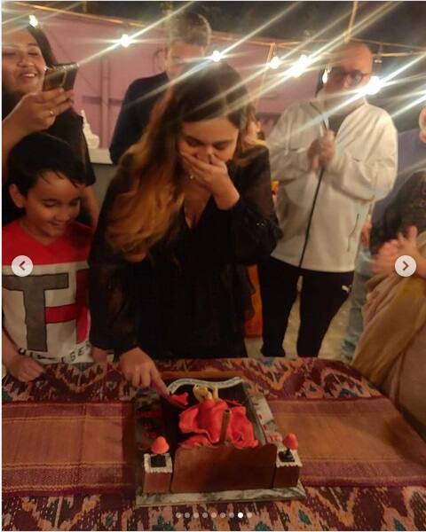 অন্বেষার কেক কাটা। 