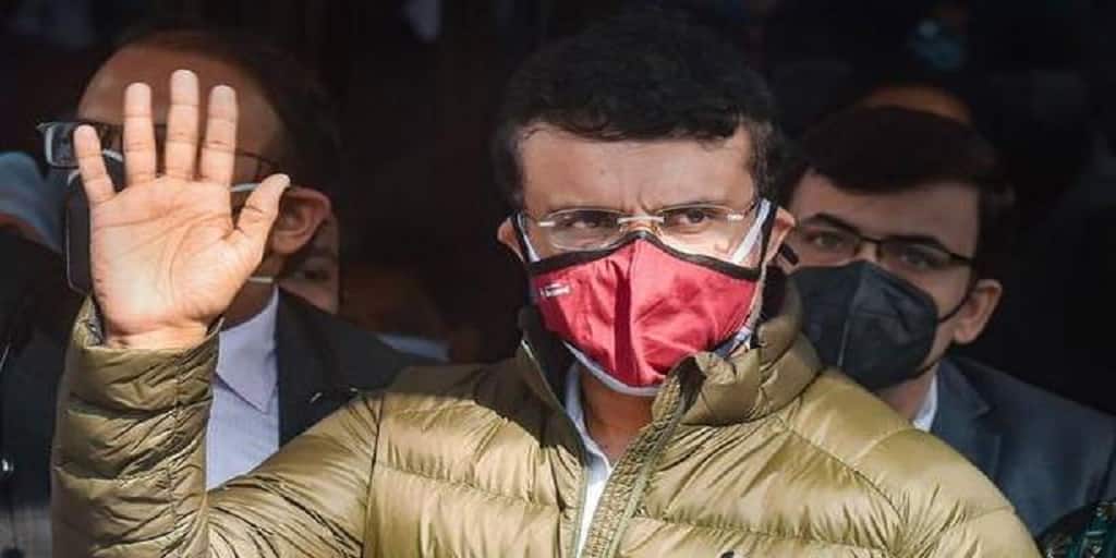 Sourav Health Update stent put in Ganguly heart doctor advised to take further precautions Sourav Ganguly Health Update: সৌরভের হার্টে বসানো হল আরও ২টি স্টেন্ট, চিকিৎসকদের পরামর্শ আগামী একটা বছর খুব সাবধানে থাকতে হবে মহারাজকে