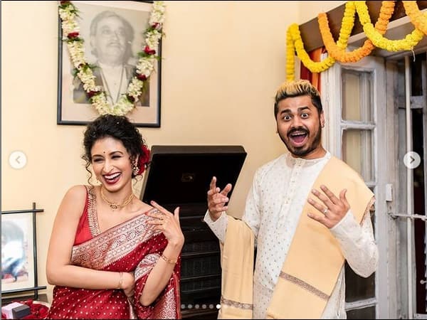 দেখুন অনুষ্ঠানের আরও ছবি।