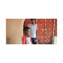 জন্ম থেকেই চামড়ার রোগ, সারা শরীরে কালো দাগ, দলিত শিশুর শুদ্ধিকরণ ওড়িশায়!