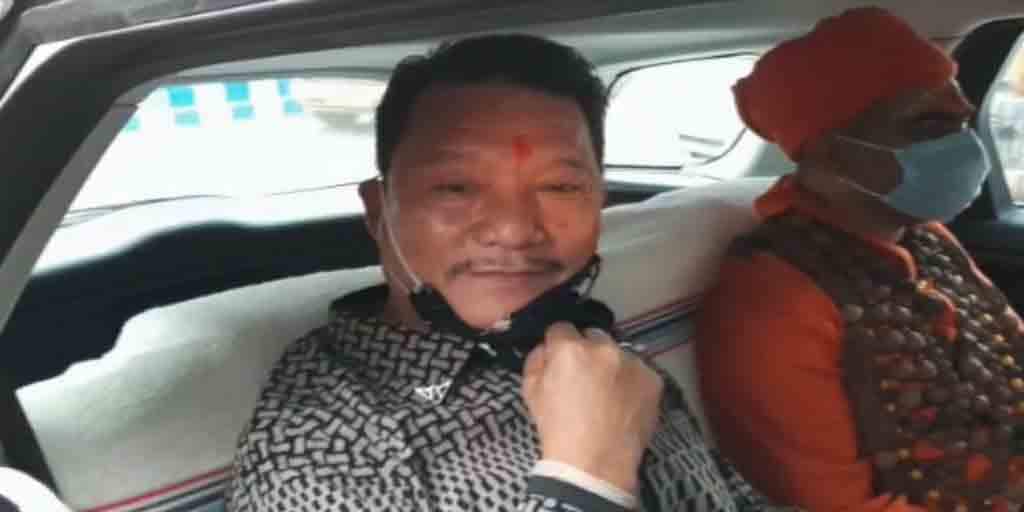 রাজ্যে ৭০ থেকে ৮০-র বেশি আসন পাবে না বিজেপি, চা বলয়ে প্রচারে দাবি গুরুংয়ের West Bengal Assembly Election 2021: BJP will not get more than 70-80 seats in upcoming Election, claims GJMM leader Bimal Gurung রাজ্যে ৭০ থেকে ৮০-র বেশি আসন পাবে না বিজেপি, চা বলয়ে প্রচারে দাবি গুরুংয়ের