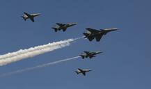 Aero India 2021 Photos: বেঙ্গালুরুতে শুরু হল এরো ইন্ডিয়া শো, ভারতীয় বায়ুসেনার শক্তিপ্রদর্শনের ঝলক দেখুন...