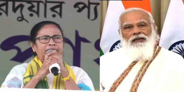 West Bengal Election 2021: Mamata Banerjee attacks Narendra Modi in the political meeting of North Bengal WB Election 2021News: ‘পরিযায়ী শ্রমিকদের ট্রেন পাঠাতে পারেননি, দুর্নীতিগ্রস্তদের চার্টার্ড বিমান পাঠাচ্ছেন’, আলিপুরদুয়ার জনসভায় মোদিকে আক্রমণ মমতার