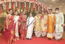 Mamata in Neel Trina reception Photos: নীল-তৃণার বিয়ের আসরে হাজির মুখ্যমন্ত্রী, করলেন আশীর্বাদ