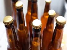 ইউটিউব লাইভস্ট্রিমে দেড় লিটার ভদকা হুড়হুড়িয়ে খেয়ে ফেললেন রাশিয়ার এই ব্যক্তি, ঘটনাস্থলেই মৃত্যু